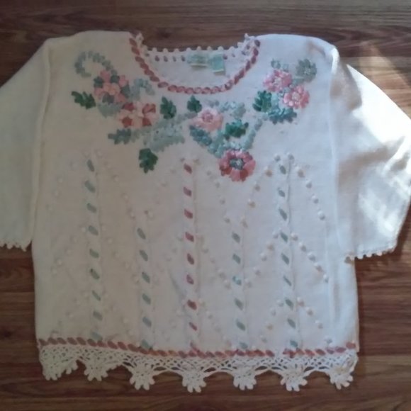Beautiful White Ribboned Sweater 26" Long 24" Wide SZ L Never Worn with Pearls - Picture 3 of 8